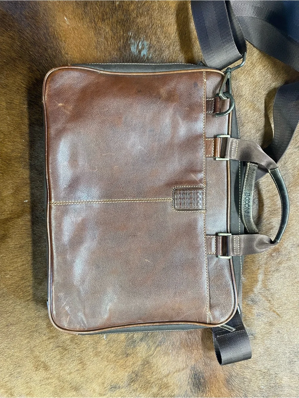 Boconi Brown Leather Briefcase Laptop Bag — EUC